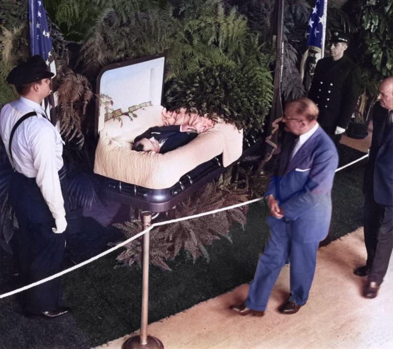 Detroit Mayor Cobo lying in state