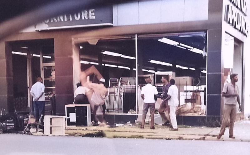 Looting, Detroit riots 1967